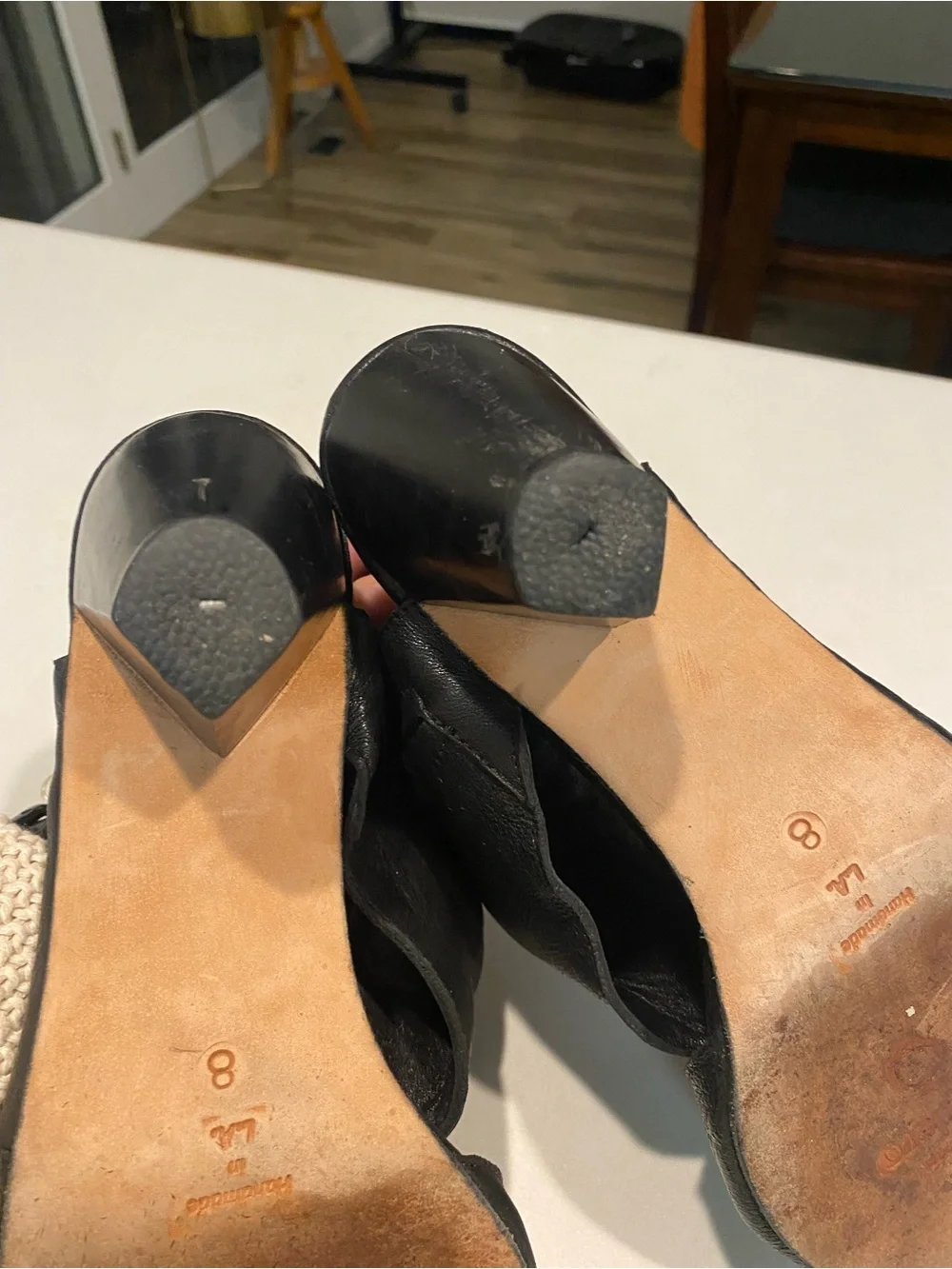 CALLEEN CORDERO KATRA CUT OUT SUPPLE BLACK LEATHER HEELS GOLD ACCENTS SEXY SZ 8